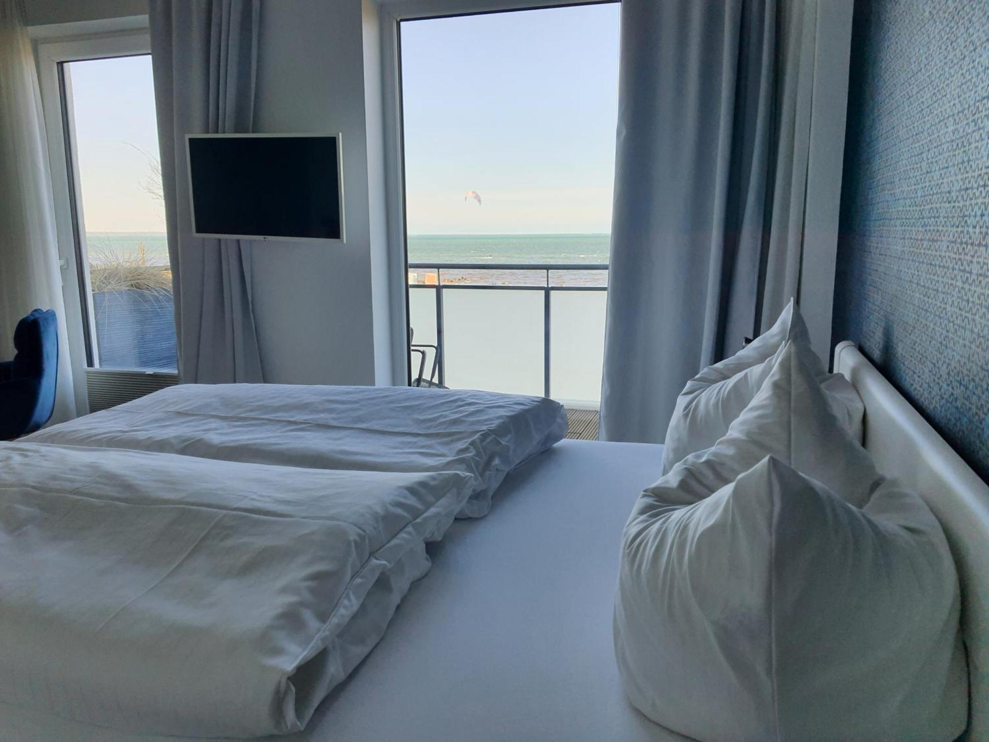 Haus Achtern Diek In Erster Reihe Am Meer Fehmarn Kültér fotó
