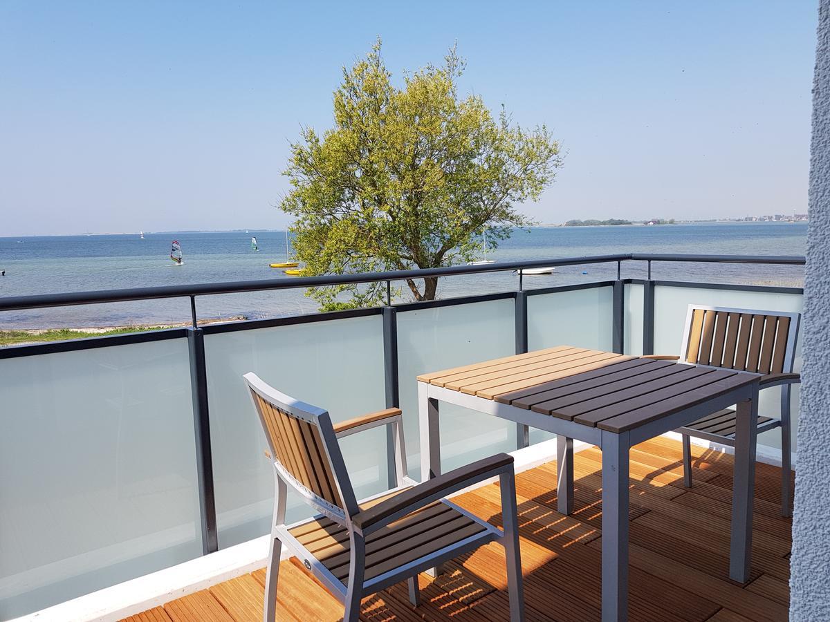 Haus Achtern Diek In Erster Reihe Am Meer Fehmarn Kültér fotó